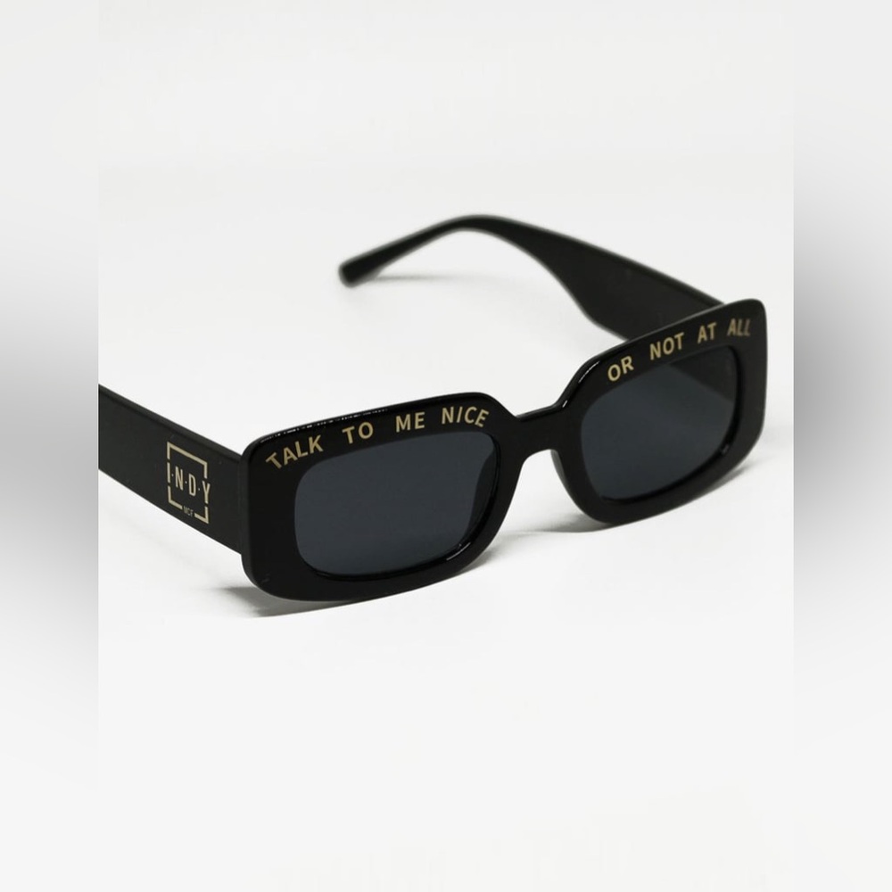 NWT INDY Talk To Me Nice Sunglasses - Picture 2 of 4